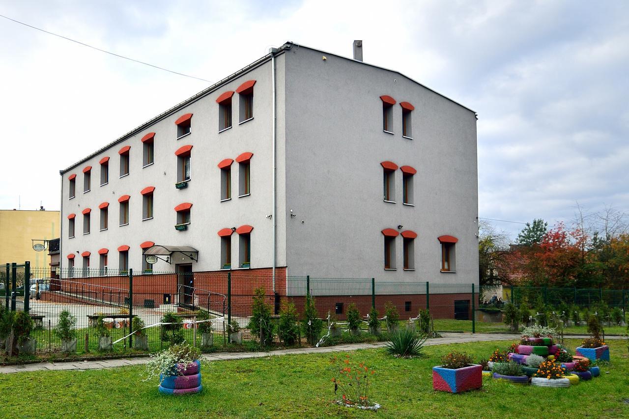 Hotel Gracja Kuznia Raciborska Экстерьер фото